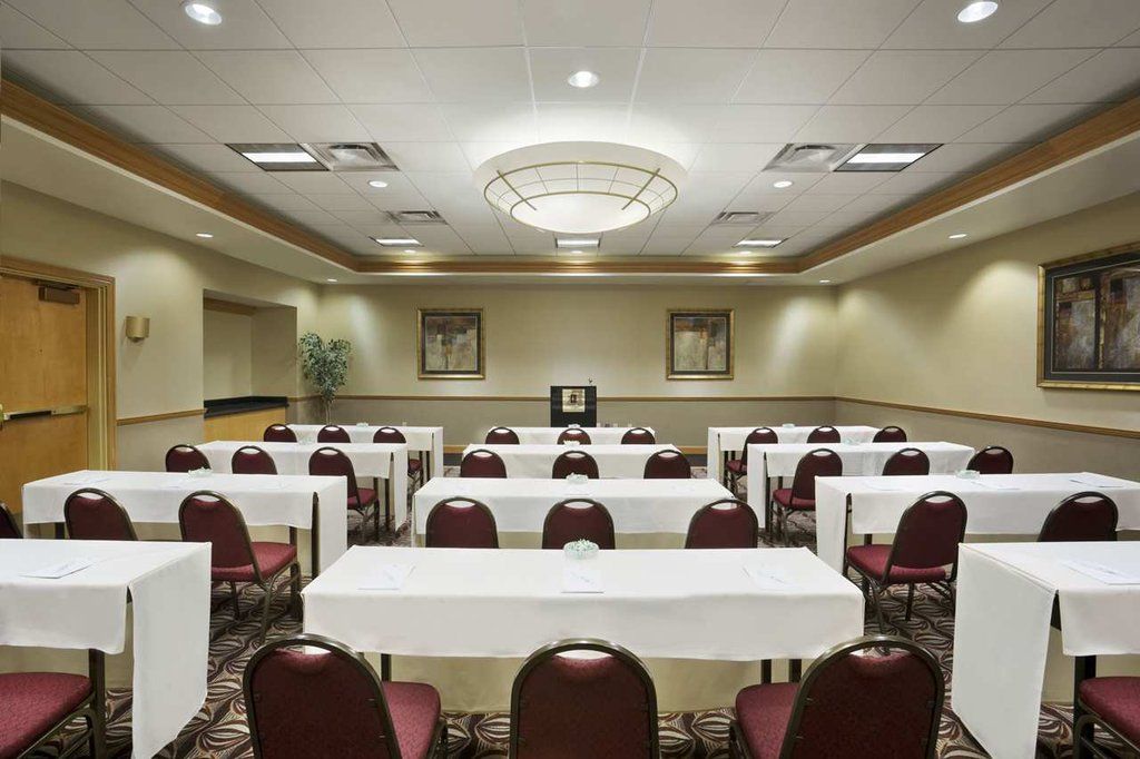 Embassy By Hilton Convention Center Hotel Las Vegas